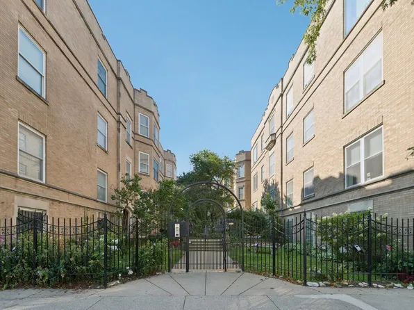 1321 W Fargo Ave #2E, Chicago, IL 60626
