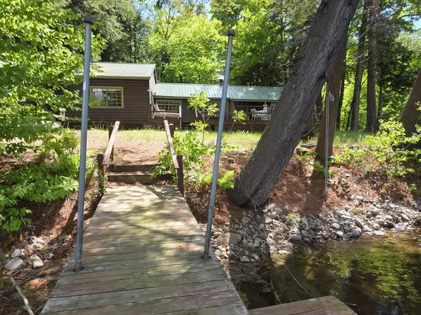 2720 May Road, Hagaman, NY 12086