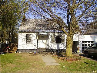2nd image of 16 Preston St