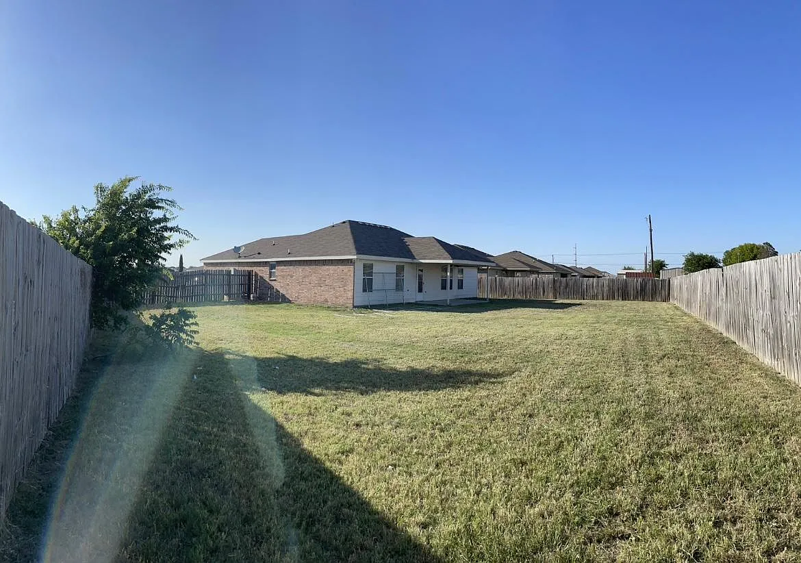 3602 Ennis Dr — Photo 1