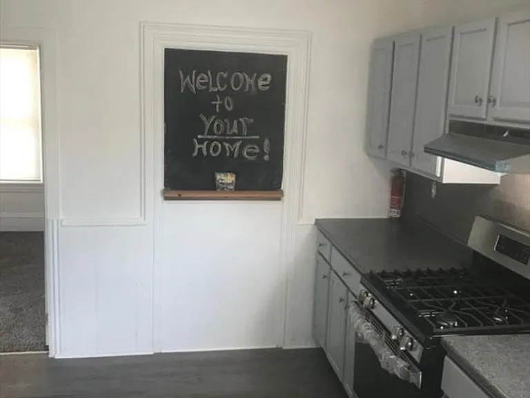 26 Pearl St #2 — Photo 13