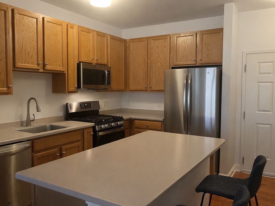 1st image of 200 W Elm St Suite 1133