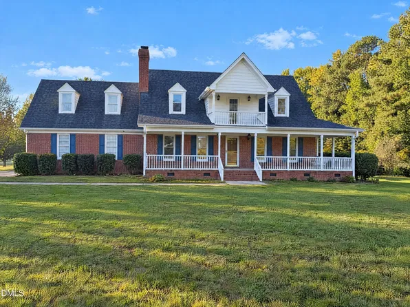 2501 Jutland Ct, Fuquay Varina, NC 27526
