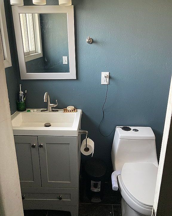 Master bath 
