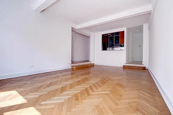 Rented by Urbane Brokerage | media 15