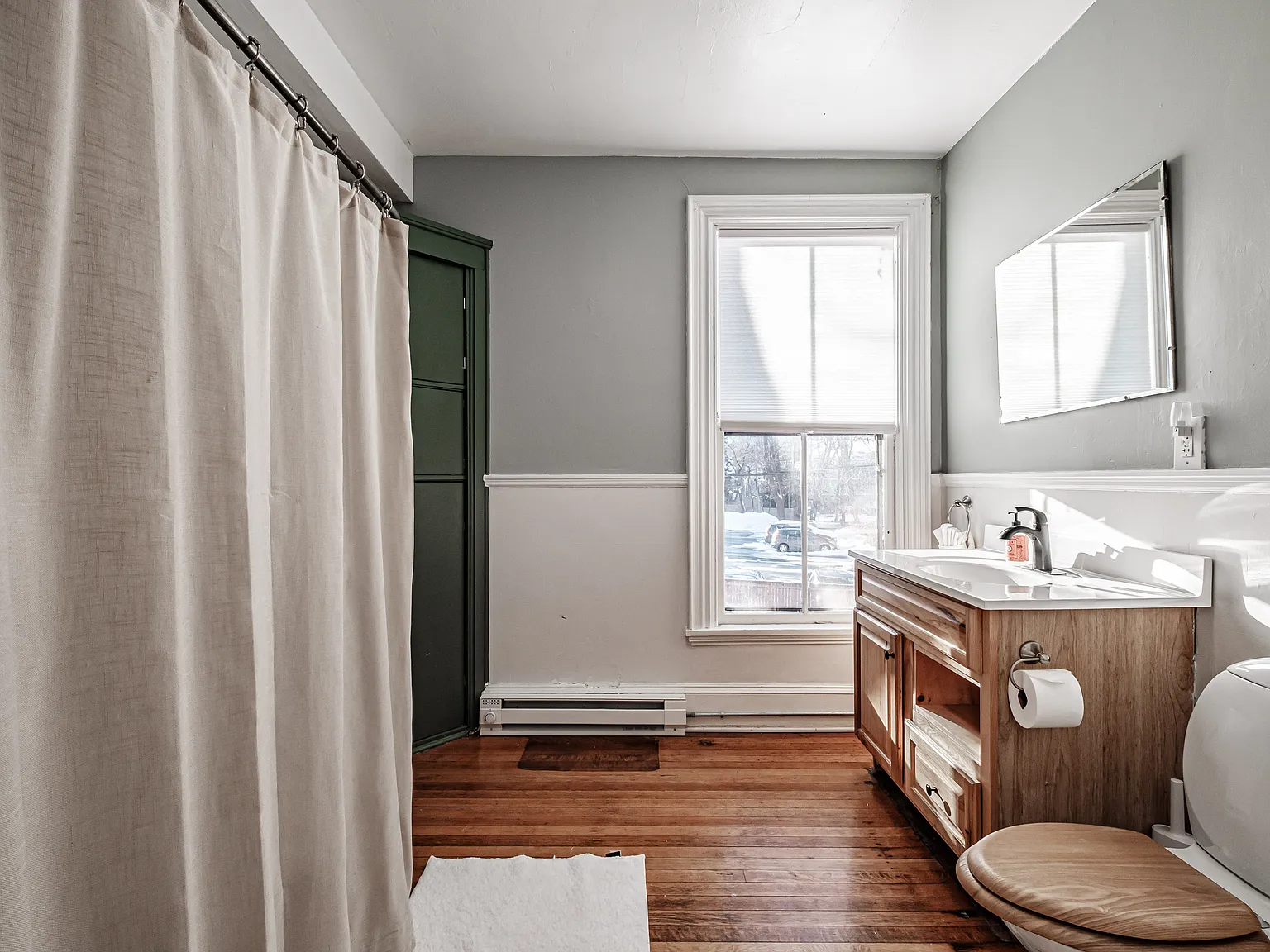 2 bed, 1.5 bath, $2,950 — Photo 3