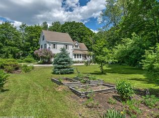 40 Greenville St, Hallowell, ME 04347