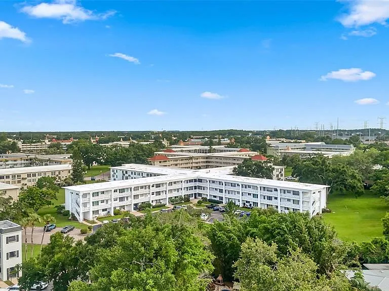 2454 Australia Way E #32 — Photo 82