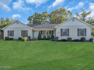 647 W Commodore Blvd, Jackson, NJ 08527