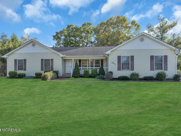 647 W Commodore Boulevard, Jackson, NJ 08527