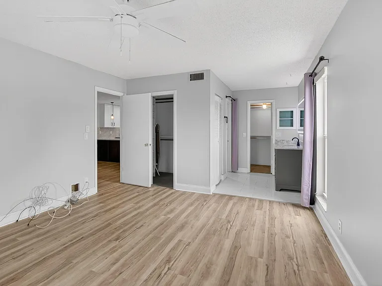 2401 Del Aire Blvd #101 — Photo 26