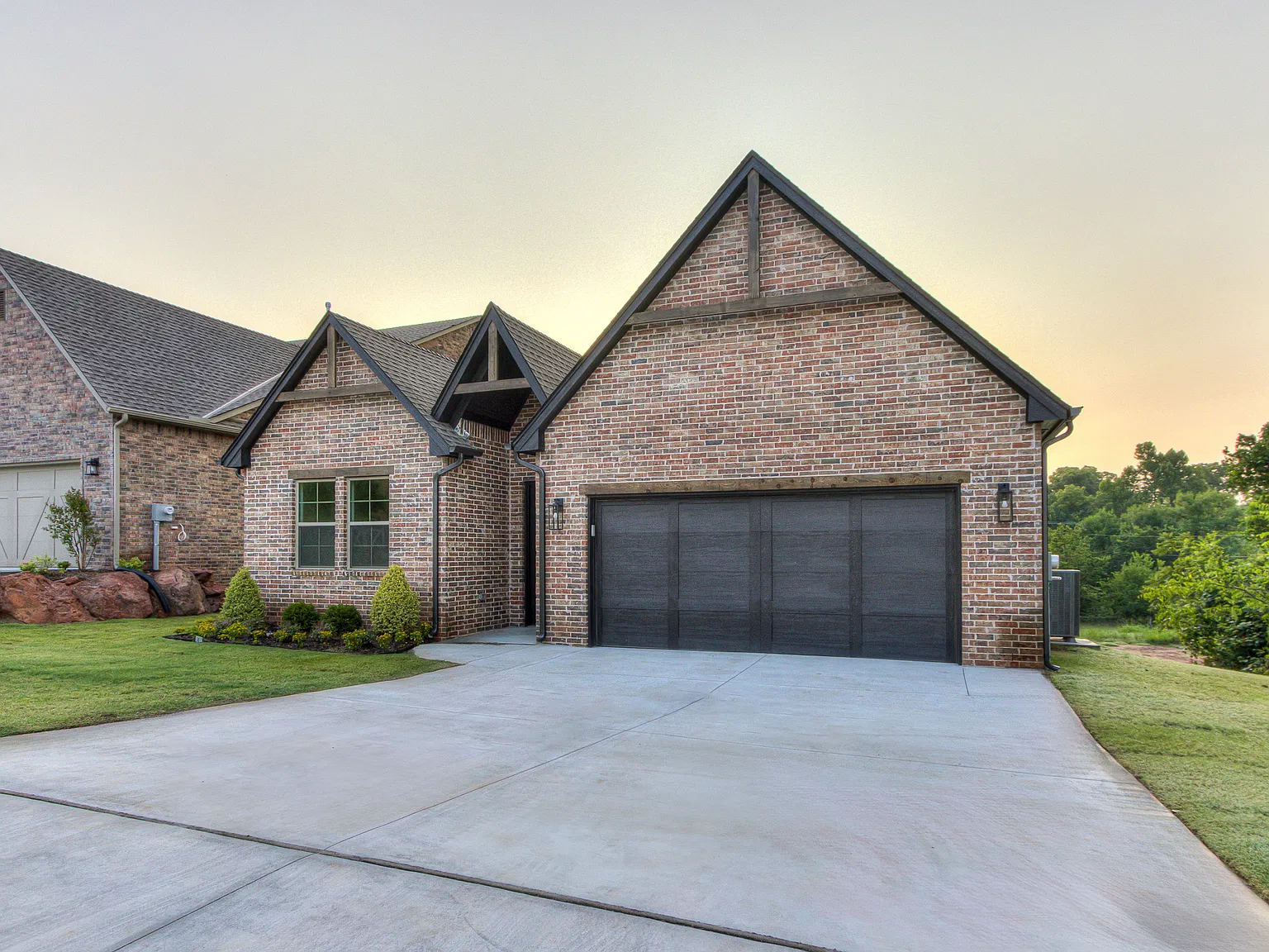 4 bed, 2166 sqft, $3,250 — Photo 1