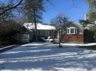 3 Loring Rd, Levittown, NY 11756