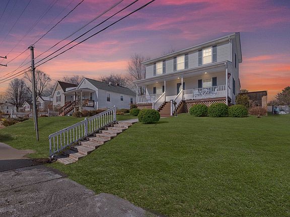 2nd image of 853 Sherwood Ave