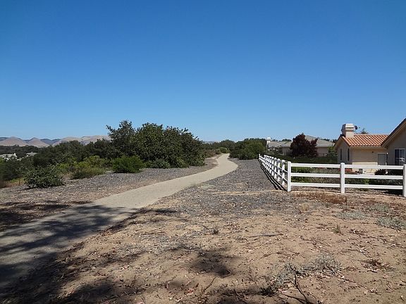 5th image of 536 Charro Wy