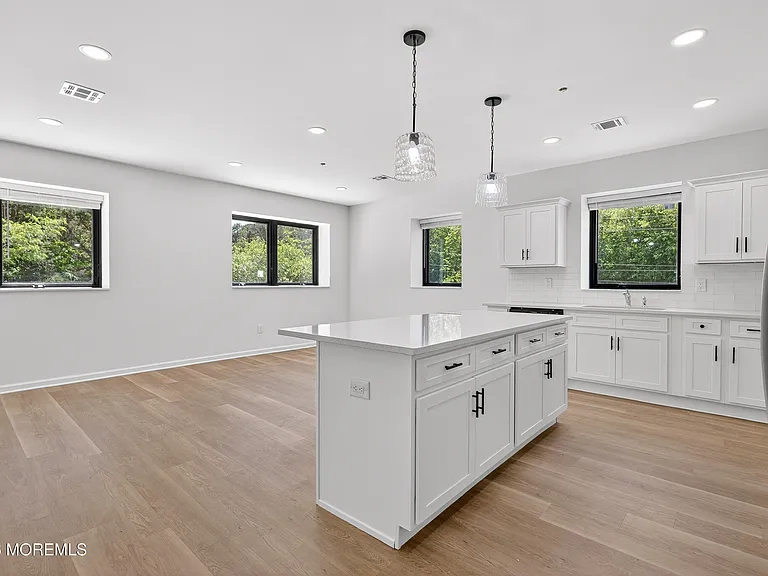 253 Mantoloking Rd #C — Photo 6