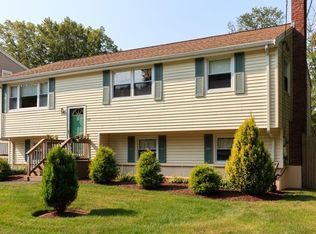 121 Calvin St, Brockton, MA 02301