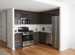 4129 24th St APT 10E, Long Island City, NY 11101