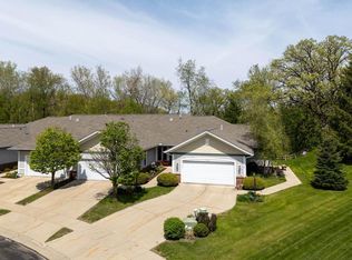 1111 Virgin Lake Dr, Stoughton, WI 53589