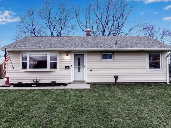 1627 Broadway, Grand Island, NY 14072