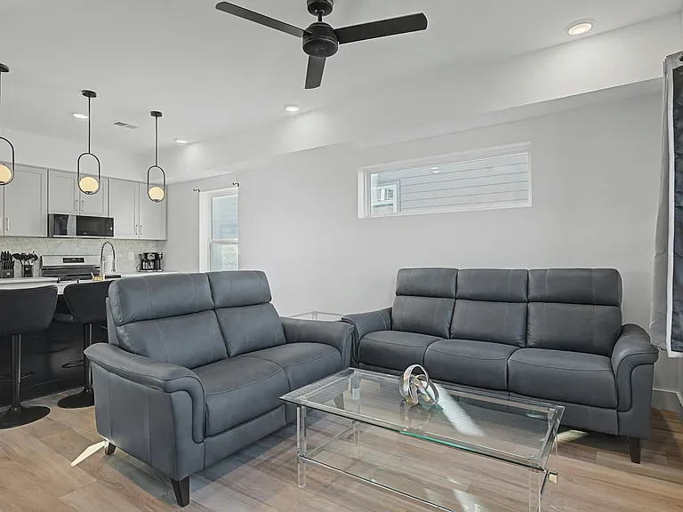 1241 N Avondale Cir #121 — Photo 6