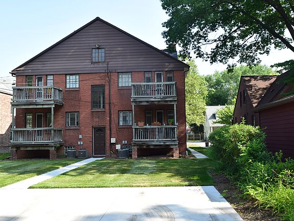 3rd image of 543 W Breckenridge St #B
