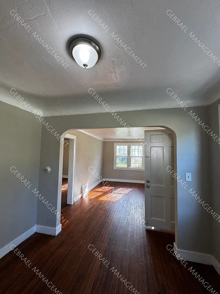 2218 Clement St - WP — Photo 3