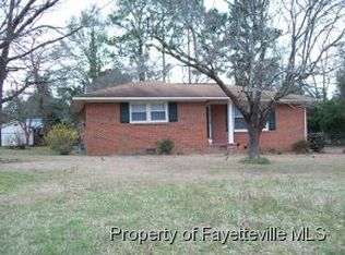 1840 Stockton Dr, Fayetteville, NC 28304