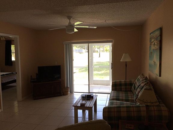 4th image of 18081 SE Country Club Dr APT 19-181