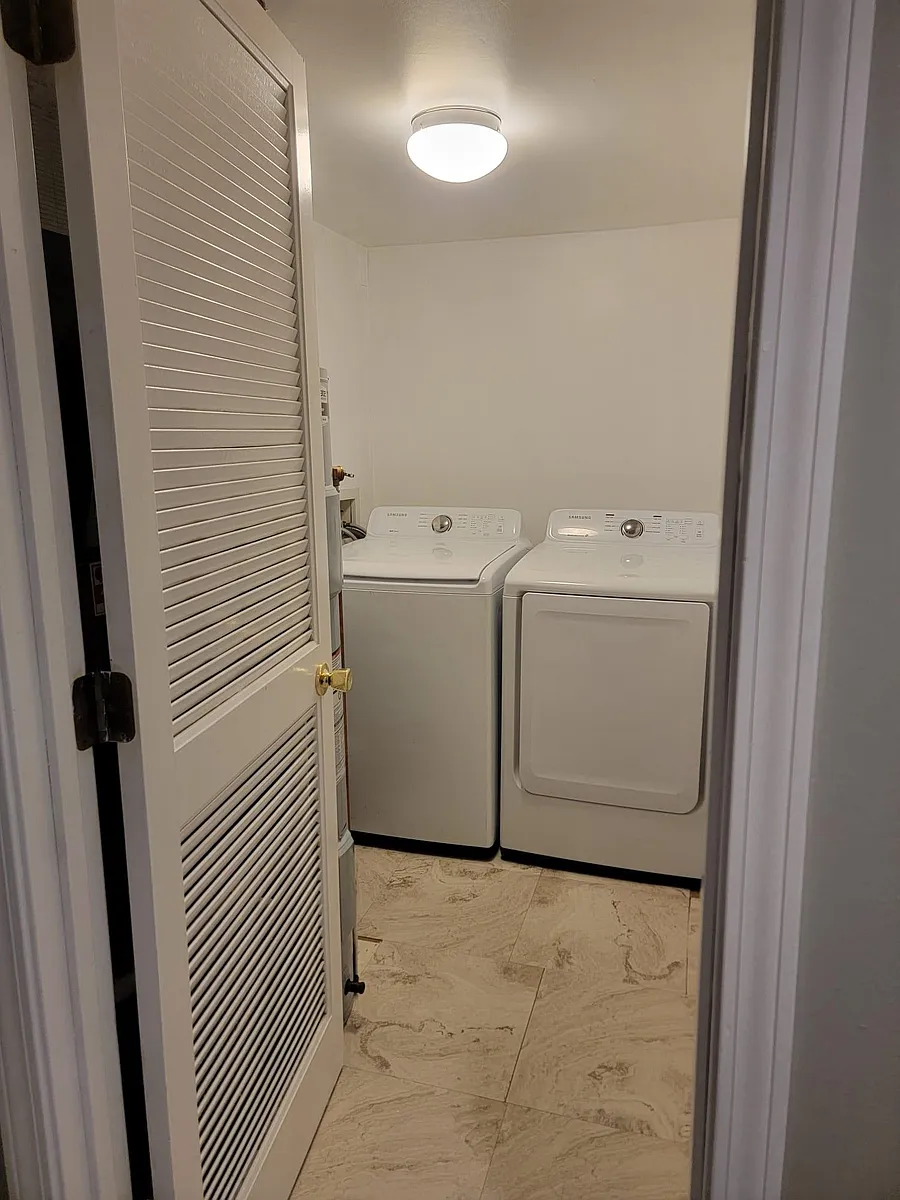 Building Photo - 4343 Bancroft St #4-D