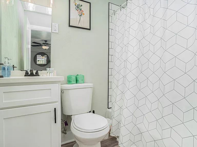 639 W Ocean View Ave — Photo 25