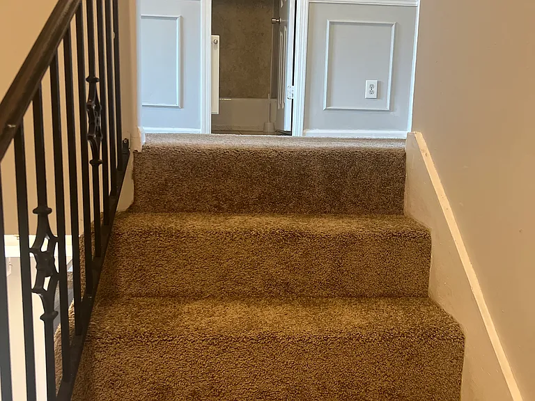 6067 Regent Mnr — Photo 7