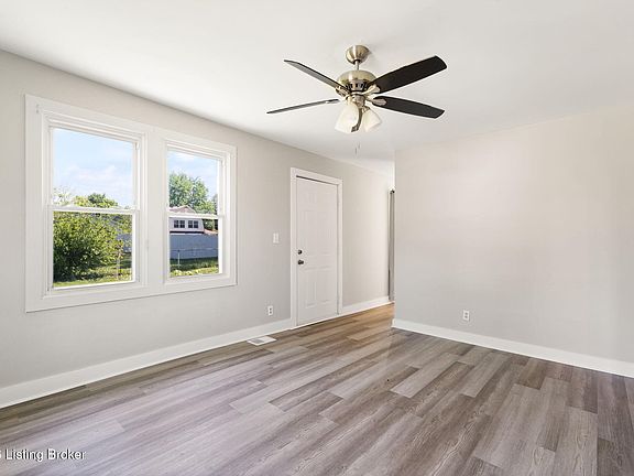3rd image of 7208 Helen Ave