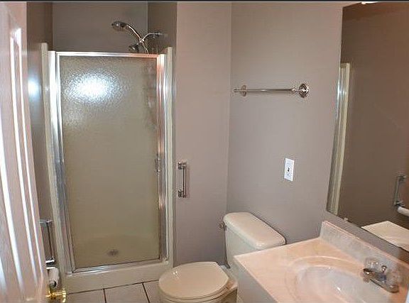 3rd image of 345 Arlington Dr