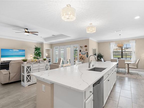 5th image of 11985 Bay Oak DR