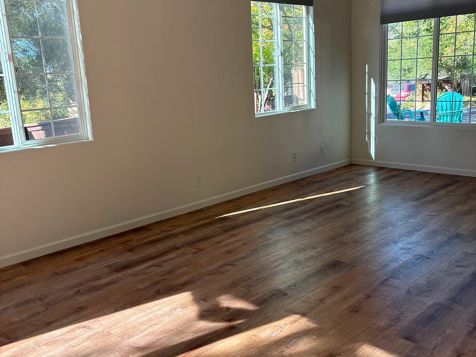 4 bed, 1379 sqft, $2,500 — Photo 3