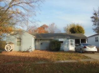 411 W Van Buren St, Gallatin, MO 64640