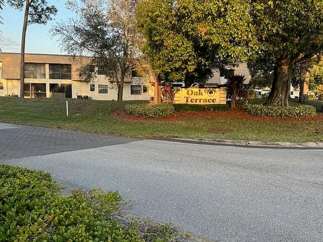 1st image of 4175 Oak Terrace Drive