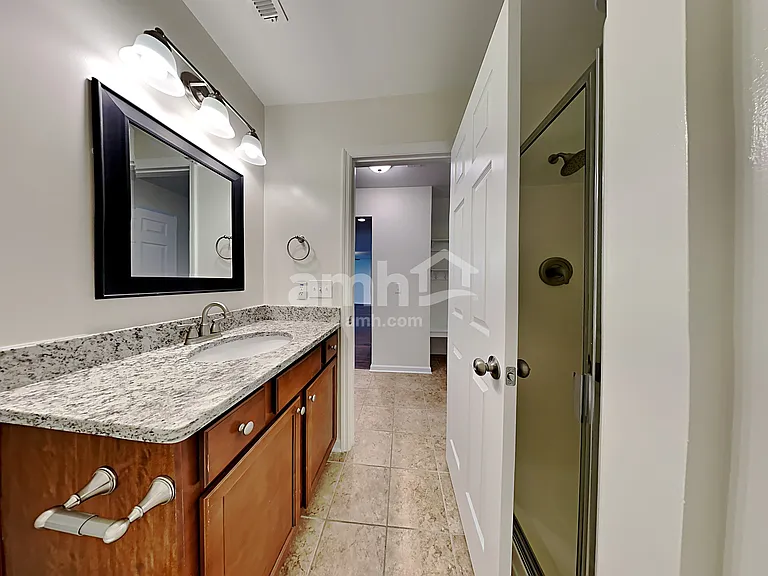 422 Lions Den Dr — Photo 18