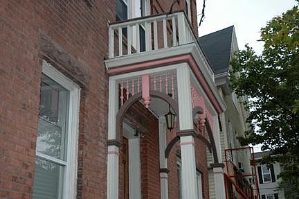 2nd image of 8 Mechanic St #5