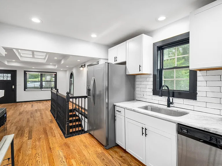380 New Jersey Ave NW — Photo 12