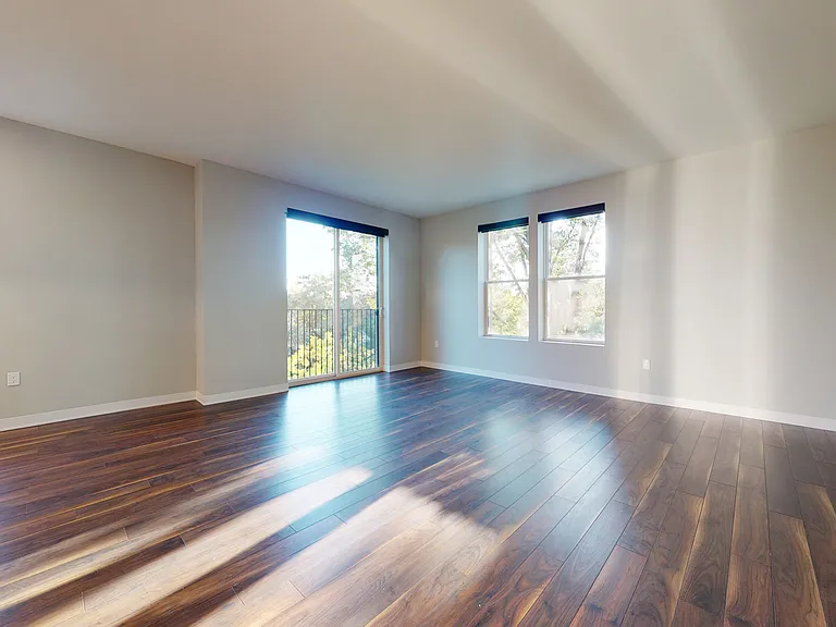 Dining/Living room
