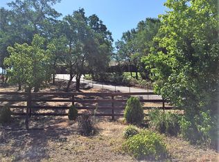 13453 Luna Dr, Redding, CA 96003