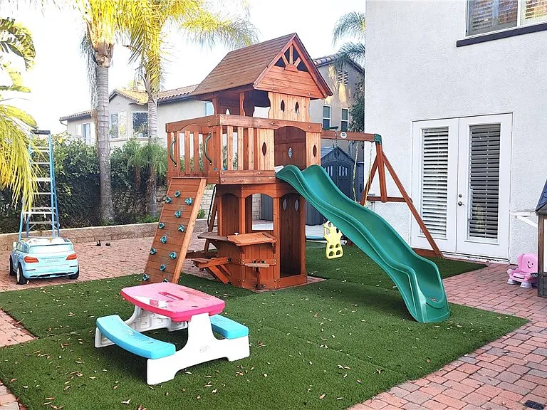 1589 Vandagriff Way — Photo 8