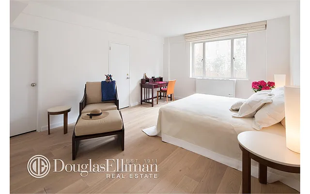 Sold by Douglas Elliman | media 10