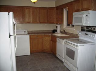 17 Stone Ave, Greenwich, CT 06830