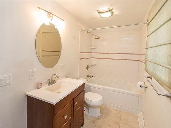 5th image of 9273 Sussex Dr #9273