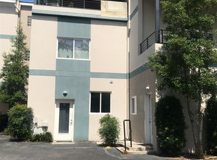 2424 Drayton St, Savannah, GA 31401