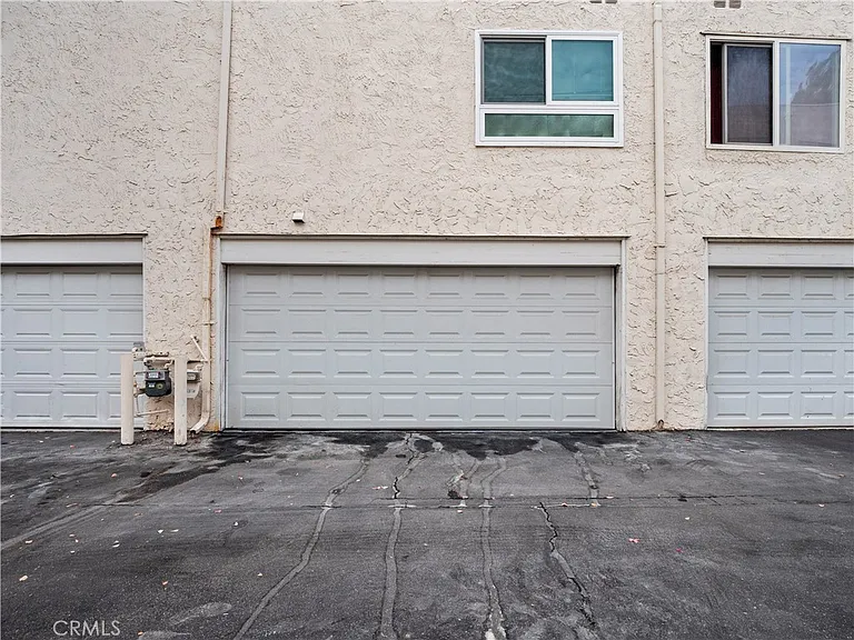 18411 Hatteras St #138 — Photo 31