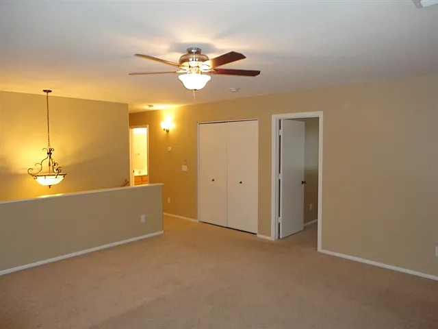 386 E Daniella Dr — Photo 8